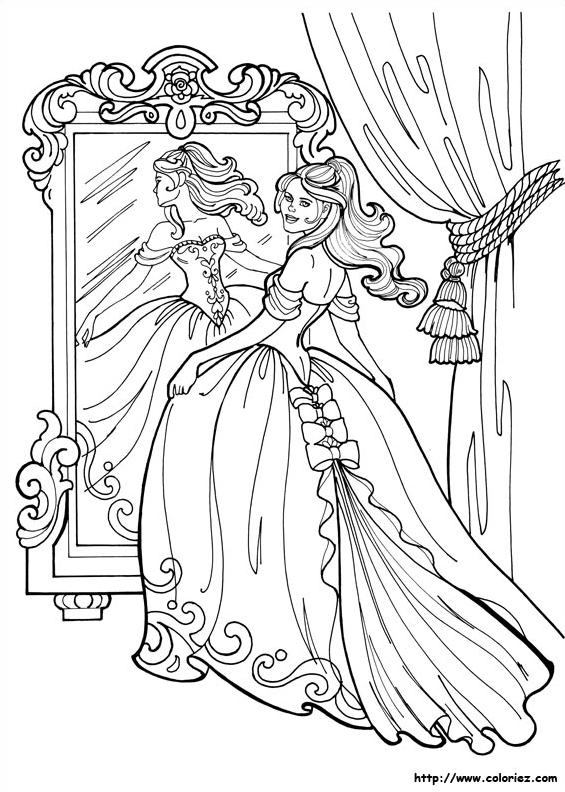 Princesse Léonora prête pour le bal