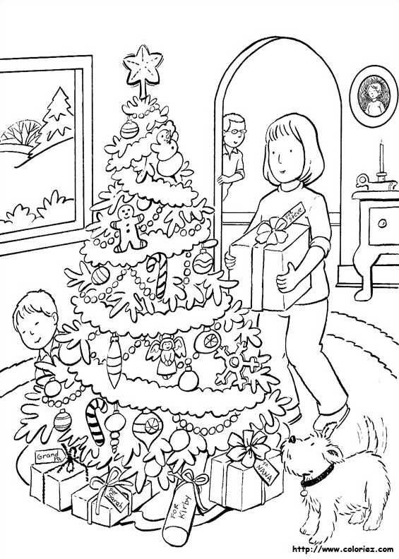 Sapin et cadeaux de Noël