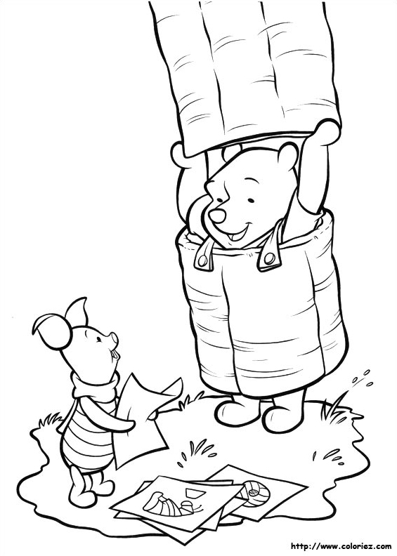 Winnie déguisé en arbre