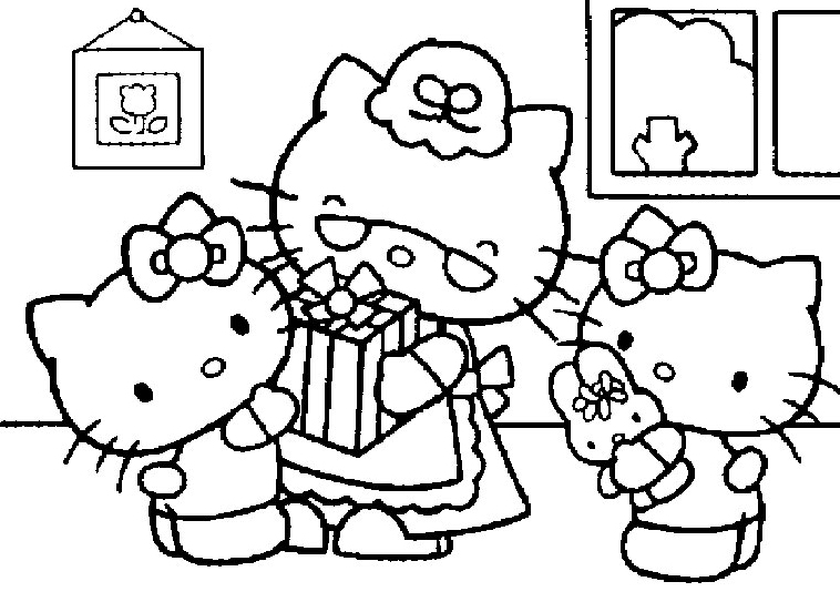 Hello Kitty reçoit un cadeau de sa grand mère